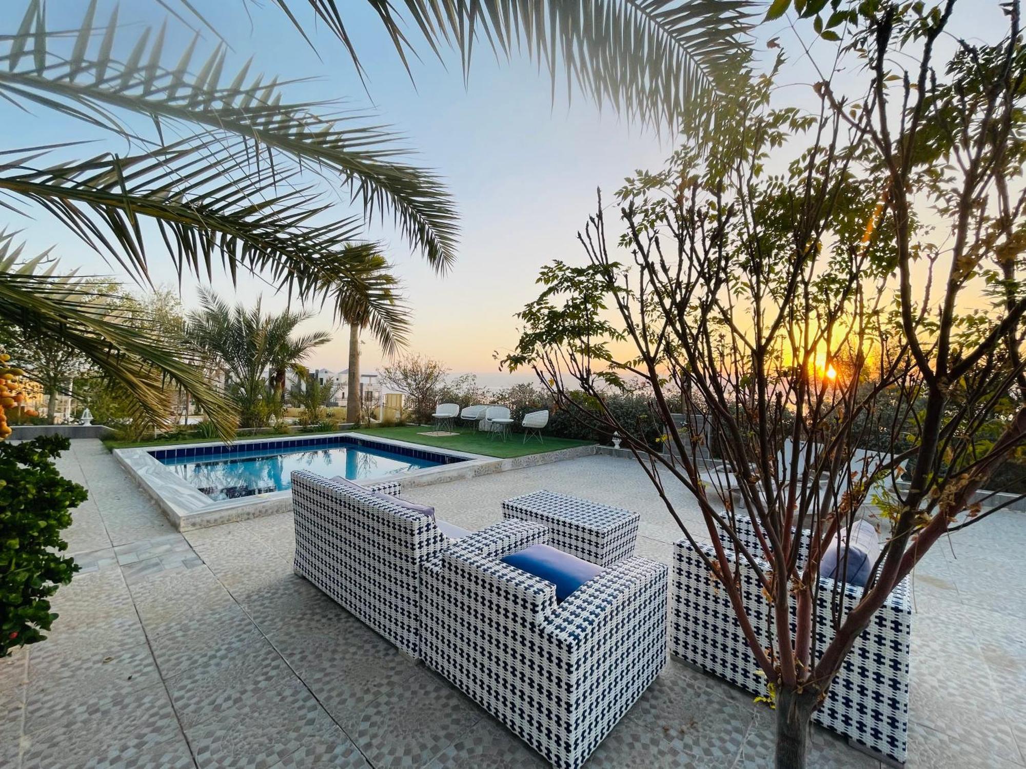 The Precious Guesthouse Sweimeh Exterior foto